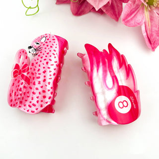 🎀 Pink Leopard Bow Acrylic Claw Clip – Bold & Cute Accessor