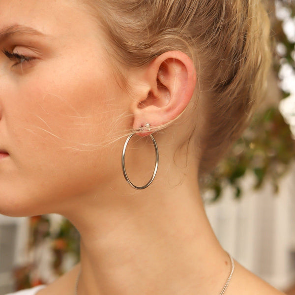 18K Gold PVD Stainless Steel Round Tube Hoop Earrings - Rise and Redemption