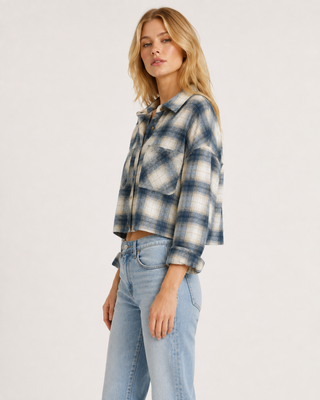 Women’s Plaid Double Pocket Cropped Shirt