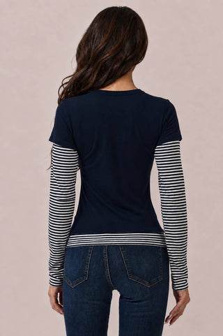 JT57815L - LAYERED STRIPEY LONG SLEEVE TOP: BLACK MEDIUM BURGUNDY BLACK / S-M-L/2-2-2
