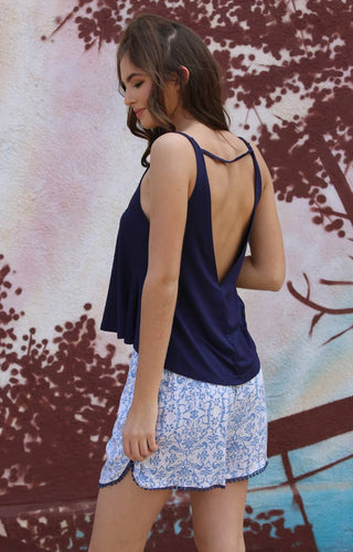 X2T72-ASIS V NECK SWINGY TANK TOP WITH OPEN BACK  BASIC TANK: CREAM / S