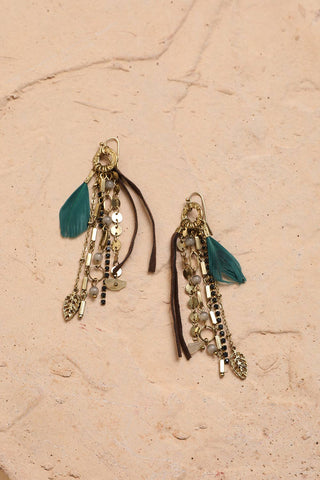 Chic Feather Dangle Earrings