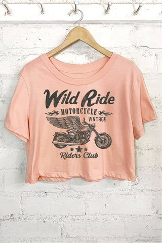 WILD RIDE MOTORCYCLE GRAPHIC SHORT CROP TOP: NATURAL