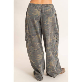 Camouflage Cargo Pocket Pants