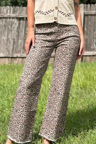 Cheyenne Leopard Jeans - Rise and Redemption