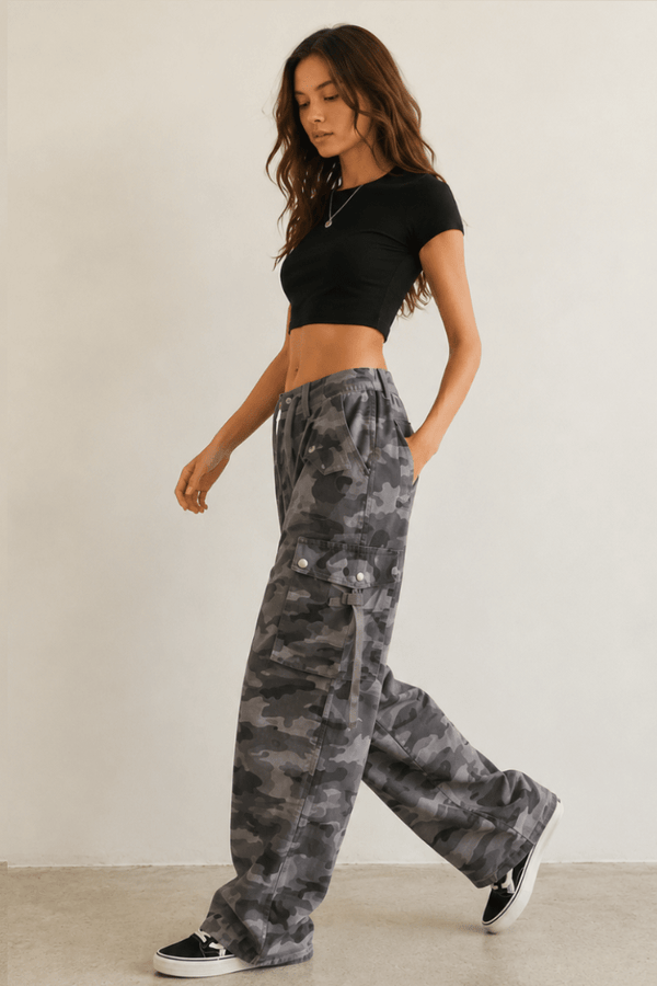 Desert Camo Utility Cargo Pants - Rise and Redemption