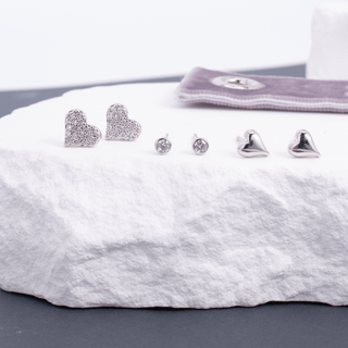 Heart Velvet Stud Gift Set - Rise and Redemption