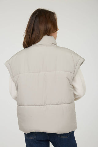 OLIVIA OVERSIZED SNAP BUTTON PUFFER VEST - Rise and Redemption