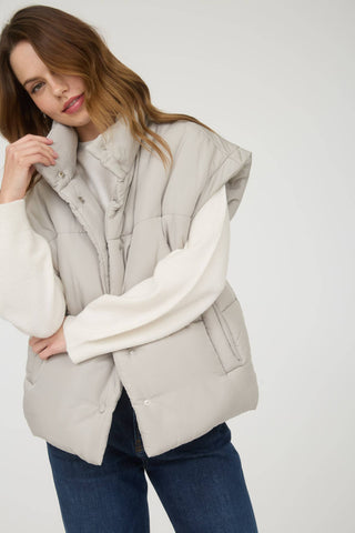 OLIVIA OVERSIZED SNAP BUTTON PUFFER VEST - Rise and Redemption