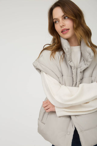 OLIVIA OVERSIZED SNAP BUTTON PUFFER VEST - Rise and Redemption