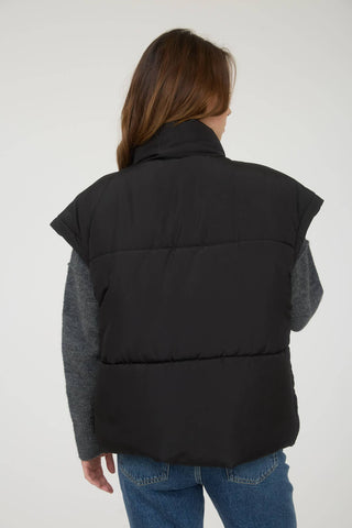 OLIVIA OVERSIZED SNAP BUTTON PUFFER VEST - Rise and Redemption