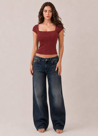 RT52165B - SQUARE NK CAP SLV TOP - Rise and Redemption