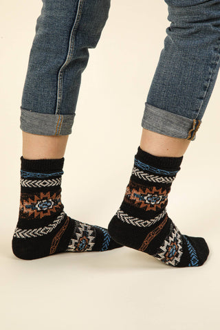 SC10019C - Aztec Graphic Cozy Crew Socks - Rise and Redemption