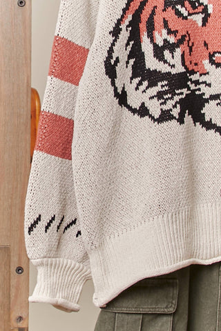 Tiger Round Neck Sweater - Rise and Redemption