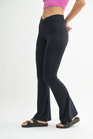 Venice Crossover Waist Yoga Pants - Rise and Redemption