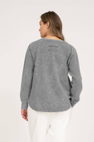 WASHED HENLEY RAGLAN LONG SLEEVE KNIT TOP - Rise and Redemption